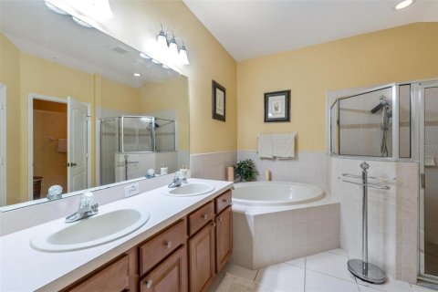 Casa en venta en Wesley Chapel, Florida, 3 dormitorios, 159.14 m2 № 1907701 - foto 18