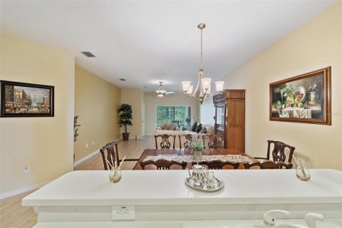 Casa en venta en Wesley Chapel, Florida, 3 dormitorios, 159.14 m2 № 1907701 - foto 9