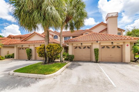 Townhouse in Coral Springs, Florida 2 bedrooms, 110.55 sq.m. № 1862505 - photo 2