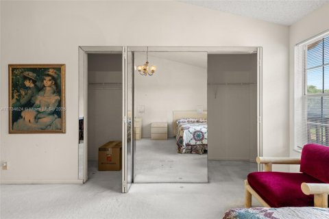 Townhouse in Coral Springs, Florida 2 bedrooms, 110.55 sq.m. № 1862505 - photo 20