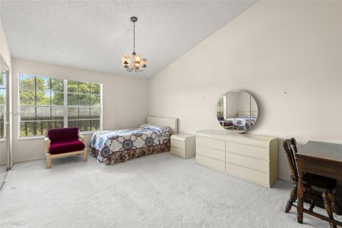 Townhouse in Coral Springs, Florida 2 bedrooms, 110.55 sq.m. № 1862505 - photo 18
