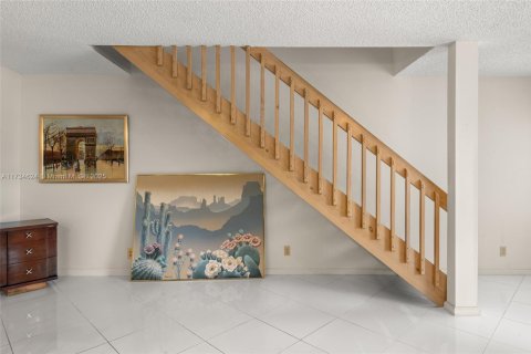 Townhouse in Coral Springs, Florida 2 bedrooms, 110.55 sq.m. № 1862505 - photo 17