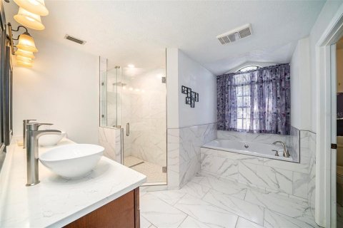 Villa ou maison à vendre à Valrico, Floride: 4 chambres, 203.27 m2 № 1528491 - photo 22