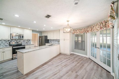Villa ou maison à vendre à Valrico, Floride: 4 chambres, 203.27 m2 № 1528491 - photo 8