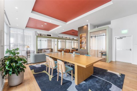 Immobilier commercial à louer à Miami, Floride: 32.52 m2 № 1997221 - photo 30