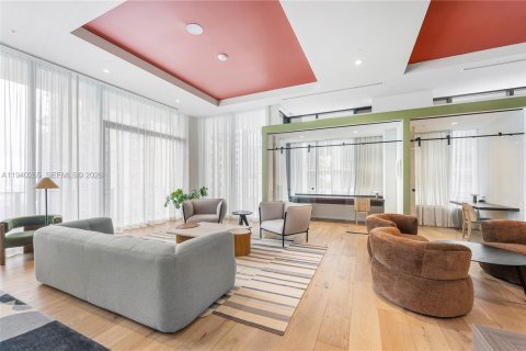 Immobilier commercial à louer à Miami, Floride: 32.52 m2 № 1997221 - photo 29