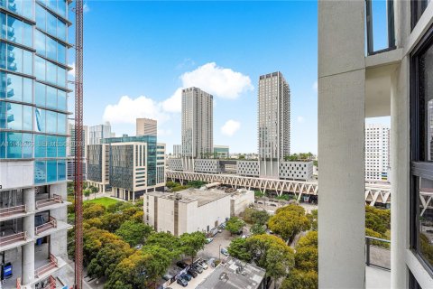 Immobilier commercial à louer à Miami, Floride: 32.52 m2 № 1997221 - photo 16