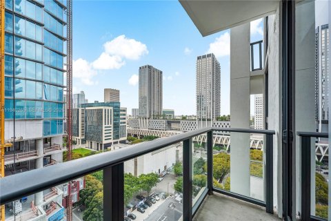 Immobilier commercial à louer à Miami, Floride: 32.52 m2 № 1997221 - photo 14