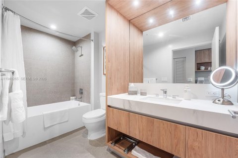 Immobilier commercial à louer à Miami, Floride: 32.52 m2 № 1997221 - photo 13