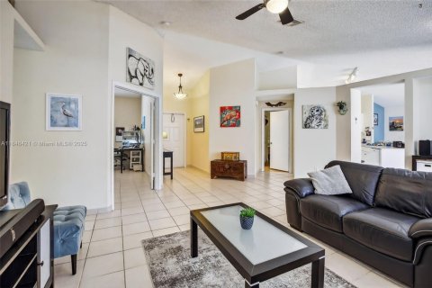 Villa ou maison à vendre à Plantation, Floride: 4 chambres, 170.94 m2 № 1845983 - photo 7