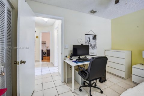 Villa ou maison à vendre à Plantation, Floride: 4 chambres, 170.94 m2 № 1845983 - photo 22
