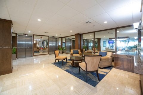 Condominio en venta en Hollywood, Florida, 2 dormitorios, 108.14 m2 № 1967116 - foto 16