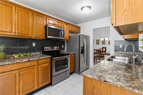 House in Tamarac, Florida 2 bedrooms, 124.67 sq.m. № 1825563 - photo 22