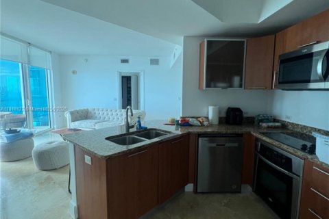 Apartamento en alquiler en Miami, Florida, 2 dormitorios, 93.55 m2 № 1775192 - foto 7