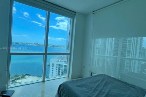 Apartamento en alquiler en Miami, Florida, 2 dormitorios, 93.55 m2 № 1775192 - foto 5