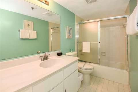 Condo in Ormond Beach, Florida, 2 bedrooms  № 1841902 - photo 23