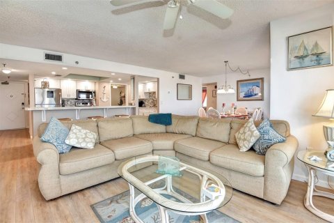 Condo in Ormond Beach, Florida, 2 bedrooms  № 1841902 - photo 8