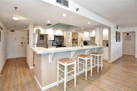 Condo in Ormond Beach, Florida, 2 bedrooms  № 1841902 - photo 10