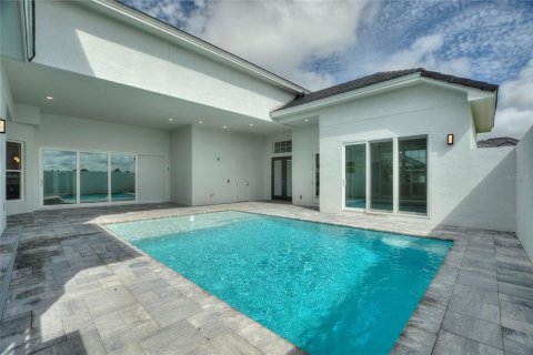 House in Davenport, Florida 4 bedrooms, 287.63 sq.m. № 1355860 - photo 20