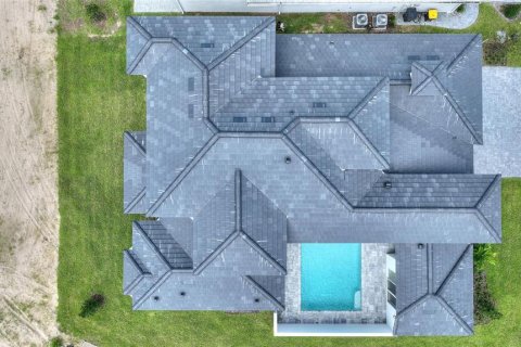 House in Davenport, Florida 4 bedrooms, 287.63 sq.m. № 1355860 - photo 8