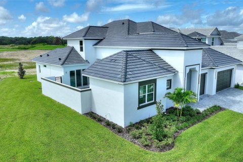 House in Davenport, Florida 4 bedrooms, 287.63 sq.m. № 1355860 - photo 4