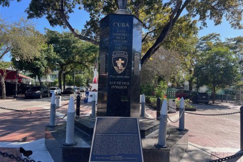 Купить коммерческую недвижимость в Майами, Флорида № 2022090 - фото 24