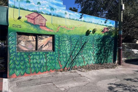 Купить коммерческую недвижимость в Майами, Флорида № 2022090 - фото 23