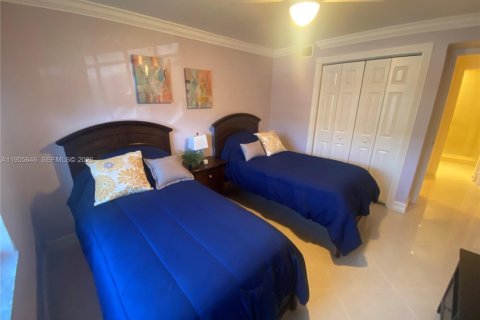 Снять в аренду кондоминиум в Форт-Лодердейл, Флорида 2 спальни, 111.48м2, № 2011947 - фото 15