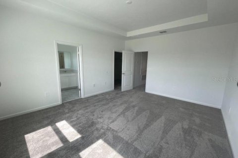 Townhouse in Davenport, Florida 3 bedrooms, 161.46 sq.m. № 2148015 - photo 5