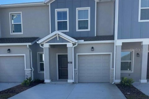 Townhouse in Davenport, Florida 3 bedrooms, 161.46 sq.m. № 2148015