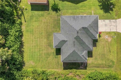 Купить виллу или дом в Порт-Шарлотт, Флорида 7 комнат, 149.39м2, № 2329250 - фото 2