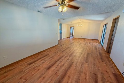 Villa ou maison à louer à Palm Coast, Floride: 3 chambres, 155.7 m2 № 2407094 - photo 3