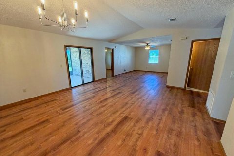 Villa ou maison à louer à Palm Coast, Floride: 3 chambres, 155.7 m2 № 2407094 - photo 2