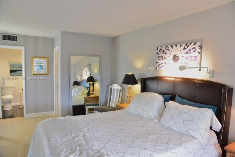 Copropriété à vendre à Tamarac, Floride: 2 chambres, 87.33 m2 № 2089250 - photo 29