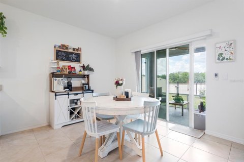 Villa ou maison à louer à Haines City, Floride: 4 chambres, 169.73 m2 № 2424231 - photo 12