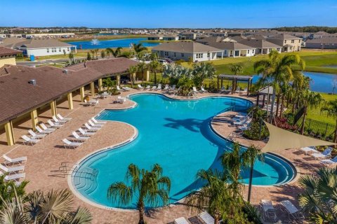 Villa ou maison à louer à Bradenton, Floride: 3 chambres, 171.5 m2 № 2103570 - photo 2