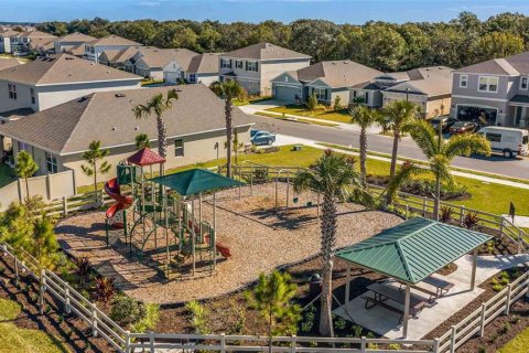 Villa ou maison à louer à Bradenton, Floride: 3 chambres, 171.5 m2 № 2103570 - photo 4