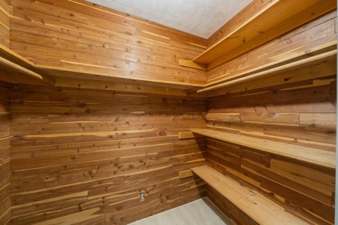 Купить виллу или дом в Помпано-Бич, Флорида 2 комнаты, 265.51м2, № 2184742 - фото 15