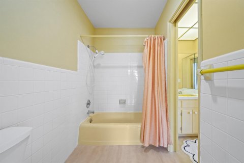 Купить виллу или дом в Помпано-Бич, Флорида 2 комнаты, 265.51м2, № 2184742 - фото 19