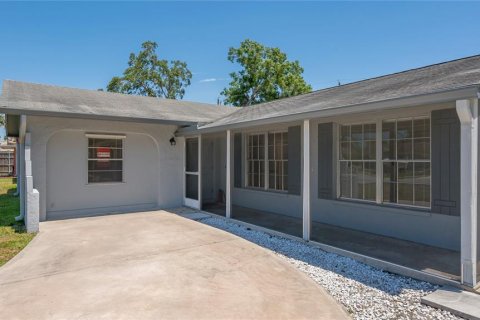 Casa en alquiler en Sarasota, Florida, 3 dormitorios, 137.31 m2 № 1795263 - foto 5