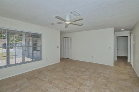 Casa en alquiler en Sarasota, Florida, 3 dormitorios, 137.31 m2 № 1795263 - foto 15