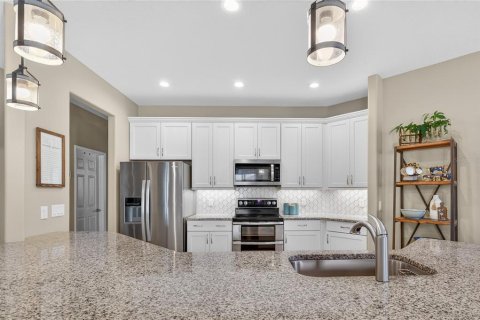 Villa ou maison à vendre à Grand Island, Floride: 4 chambres, 261.71 m2 № 2141700 - photo 11