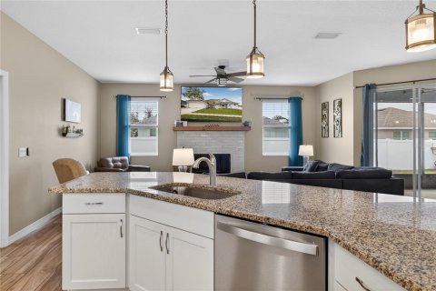 Villa ou maison à vendre à Grand Island, Floride: 4 chambres, 261.71 m2 № 2141700 - photo 13