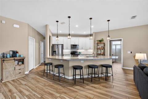 Villa ou maison à vendre à Grand Island, Floride: 4 chambres, 261.71 m2 № 2141700 - photo 9