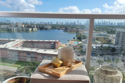 Купить кондоминиум в Майами, Флорида 2 спальни, 105.91м2, № 1938209 - фото 1