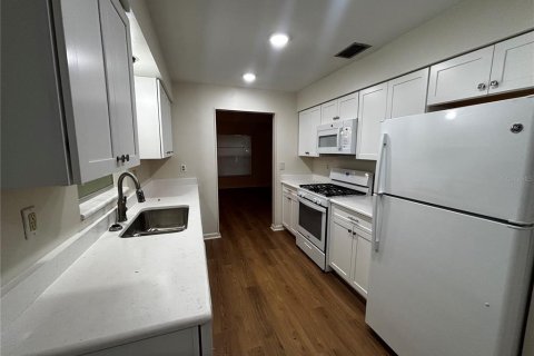 Casa en alquiler en Ocala, Florida, 2 dormitorios, 118.91 m2 № 1796066 - foto 8