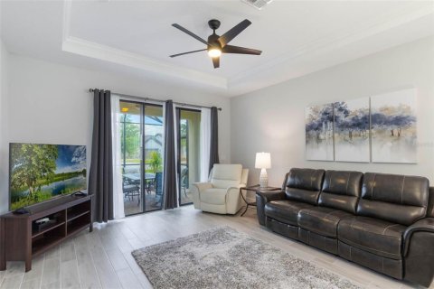 House in Poinciana, Florida 2 bedrooms, 127 sq.m. № 1723338 - photo 18