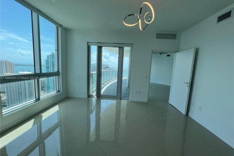 Condominio en alquiler en Miami, Florida, 2 dormitorios, 101.36 m2 № 1895508 - foto 7