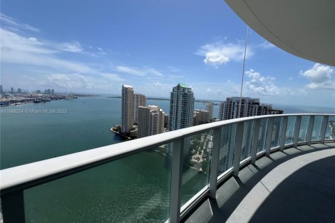 Condominio en alquiler en Miami, Florida, 2 dormitorios, 101.36 m2 № 1895508 - foto 15