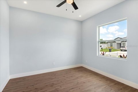 Villa ou maison à vendre à Pinellas Park, Floride: 4 chambres, 214.51 m2 № 1820621 - photo 5